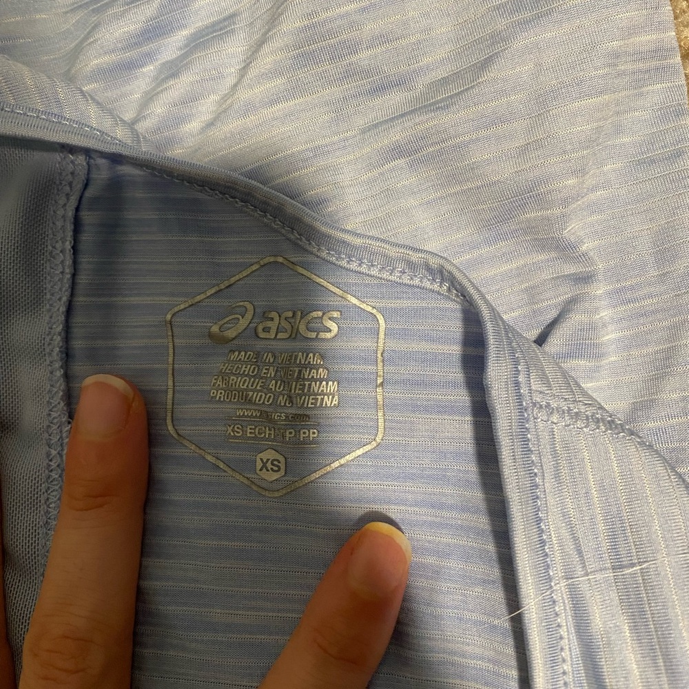 ASICS Sky Blue Performance Top - Picture 4 of 4